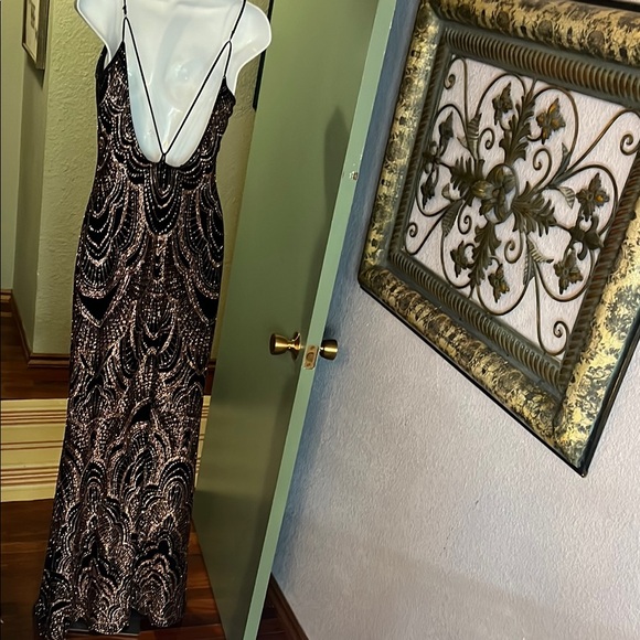 Jump Elegant Black and Bronze glittery formal Dress - stunning-Sz 7/8 - Picture 5 of 13